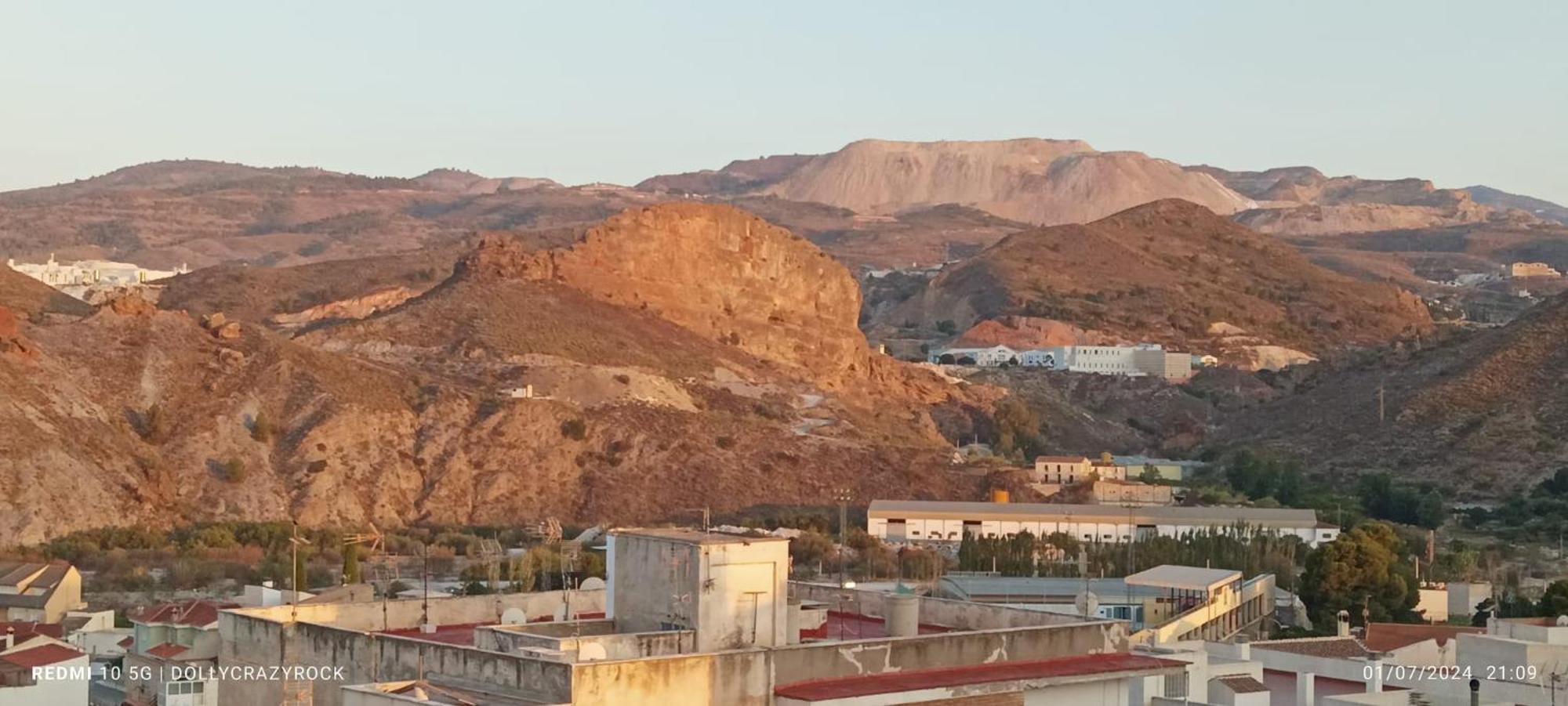 Apartamento Completo Solo Para Ti Hasta 4 Personas "Old Wall House" Olula del Río Kültér fotó